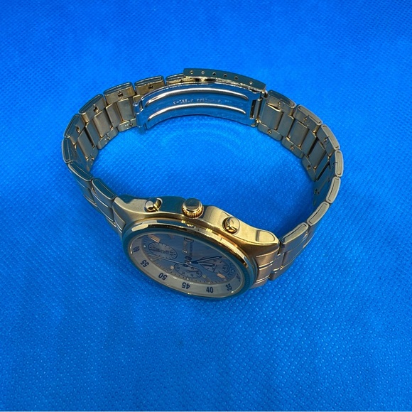 Seiko 7T32 Chronograph Gold tone Vintage Watch 482988 - Picture 8 of 16